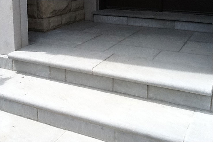Stone Walkway Contractor in Richmond Hill