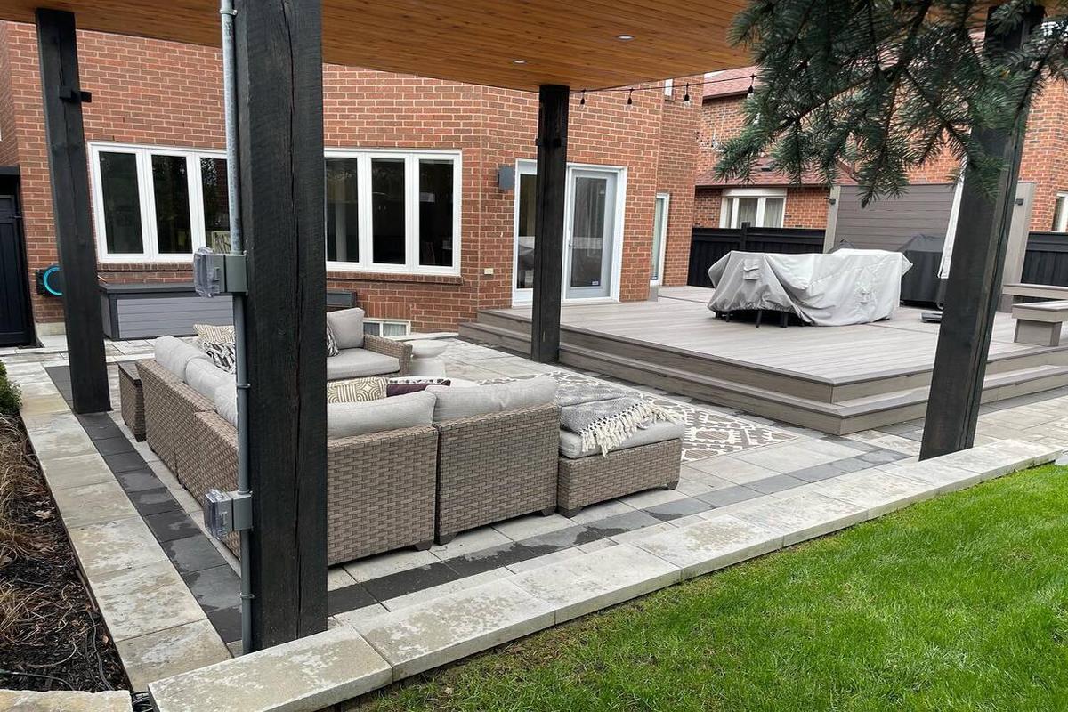 Stone Retaining Walls in Woodbridge