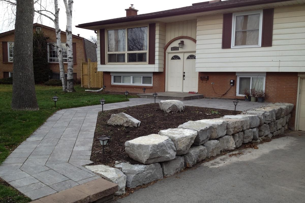 Professional Stone Retaining Wall Contractors Kitchener